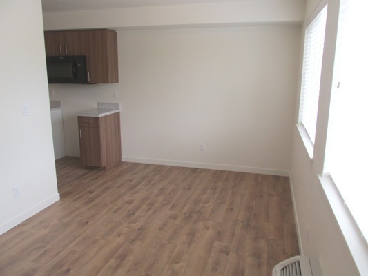 2 beds, 1 bath, 800 sqft, $1,450, Unit 304