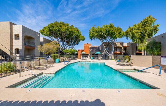 2 beds, 2 baths, 934 sqft, $1,359, Unit 216