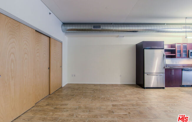 1 bed, 1 bath, 1,030 sqft, $2,800, Unit 405