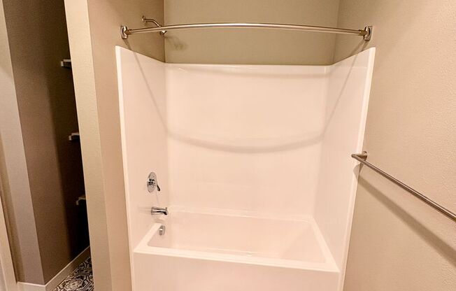 2 beds, 2 baths, 1,162 sqft, $2,215, Unit 227