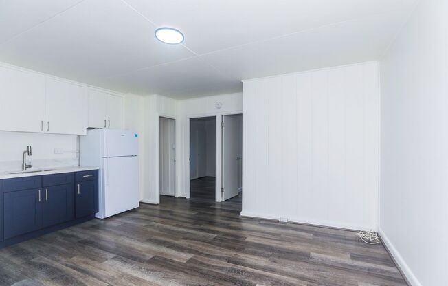 Renovated 2 bedroom, 1 bath upstairs unit includes all utiilities