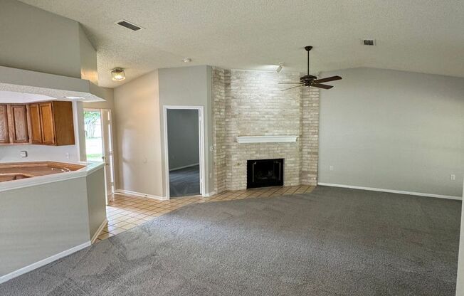 NICE 3 BEDROOM FEATURING WOOD VINYL PLANK FLOORING & A FIREPLACE IN LIVING***NORTHSIDE ISD