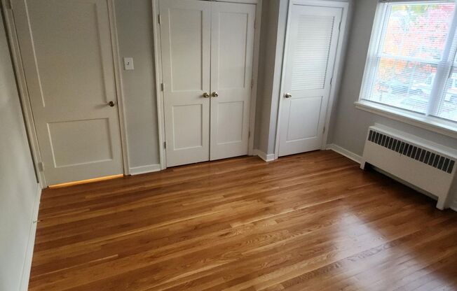 1 bed, 1 bath, 663 sqft, $2,050, Unit D-06