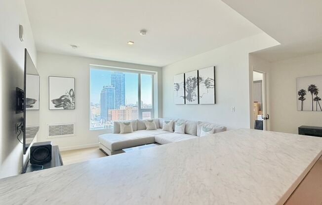 2 beds, 2 baths, $4,295, Unit UNIT 2004