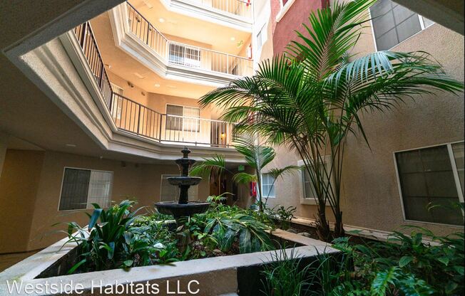 114 North Doheny Drive