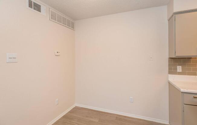 1 bed, 1 bath, 524 sqft, $795