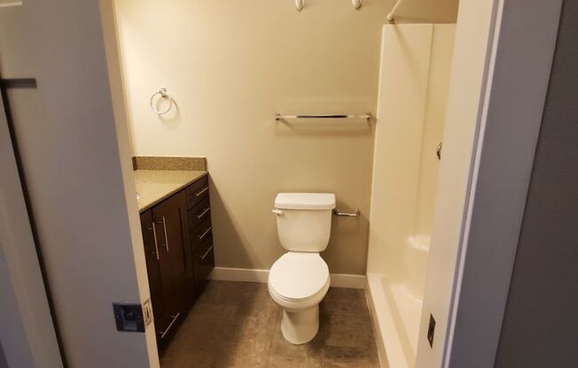 2 beds, 2 baths, $1,495, Unit 245