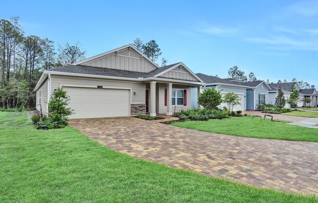 Brand NEW 3 bedroom/ 2 bathroom home in Oakleaf!