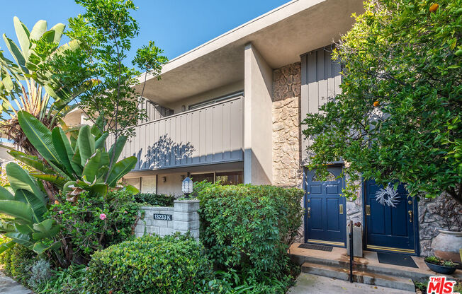 13233 Fiji Way