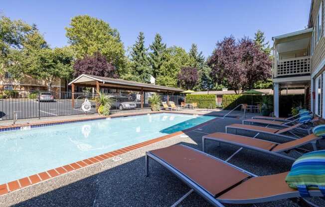 Cascadia Pointe Apartments in Everett, Washington Pool with Lounge Chairs