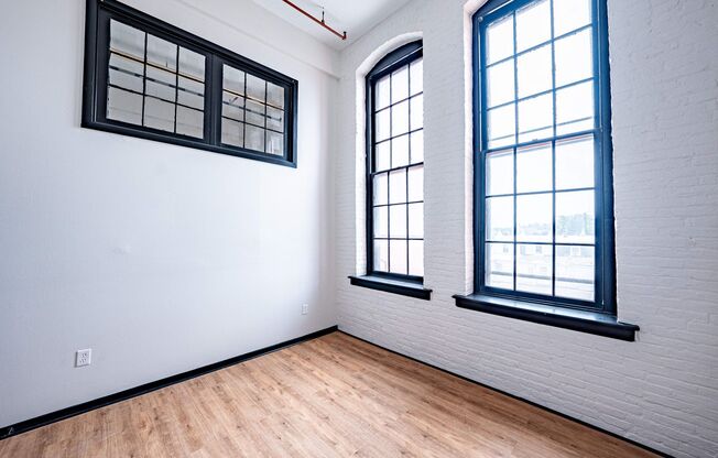 2 beds, 1 bath, 890 sqft, $1,475, Unit Apartment 108