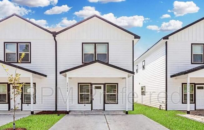 5426 E HOUSTON RD