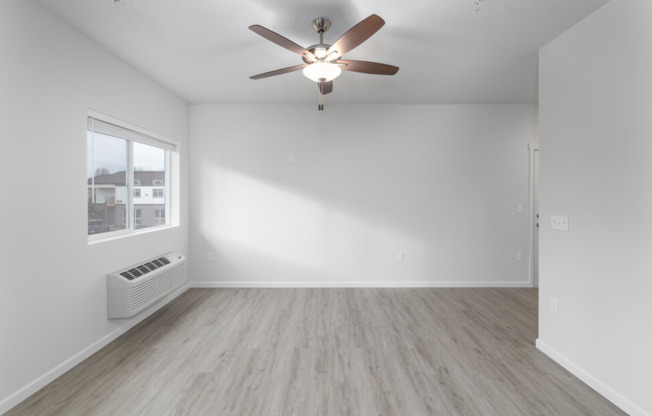 1 bed, 1 bath, 635 sqft, $1,429, Unit 3930-105
