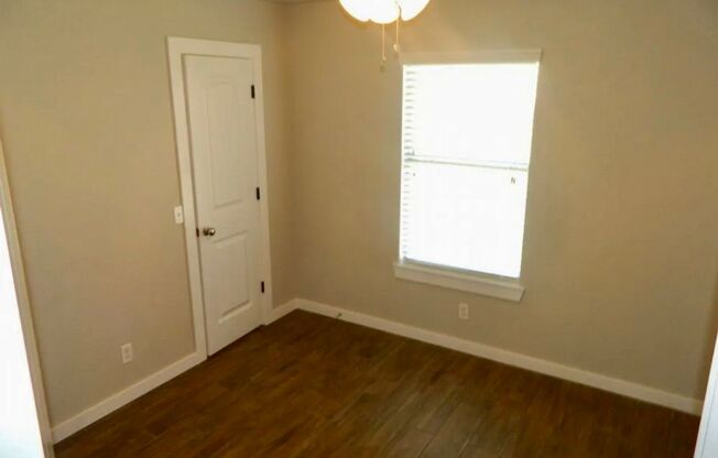 3 beds, 2 baths, 1,175 sqft, $1,350