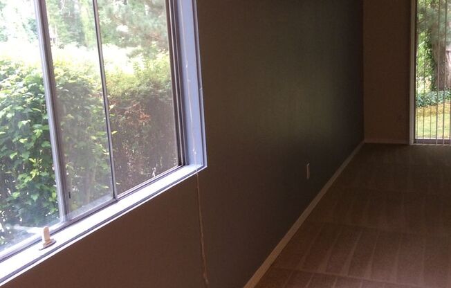 2 beds, 1 bath, 740 sqft, $1,500, Unit 116