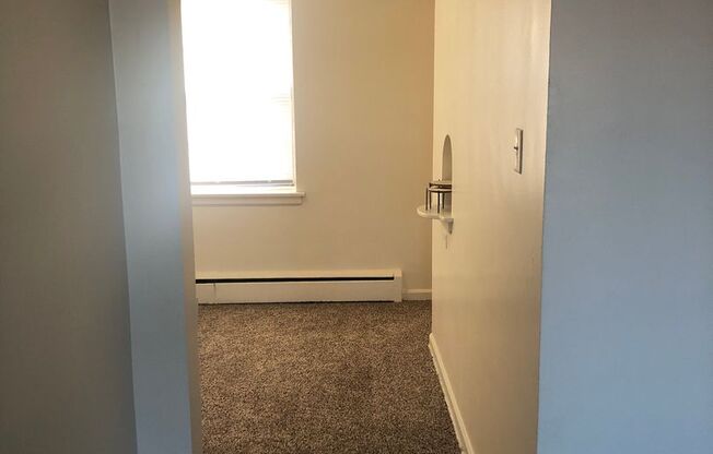 1 bed, 1 bath, 625 sqft, $665, Unit 1300-1602