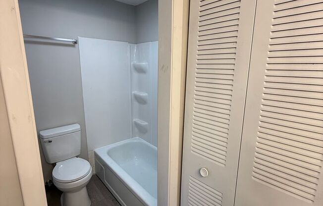 2 beds, 2 baths, 1,092 sqft, $1,175, Unit 3443 A203