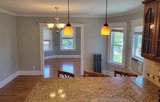181 METROPOLITAN AVE