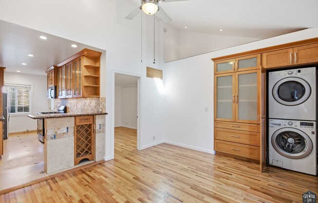 325 VERNON AVE
