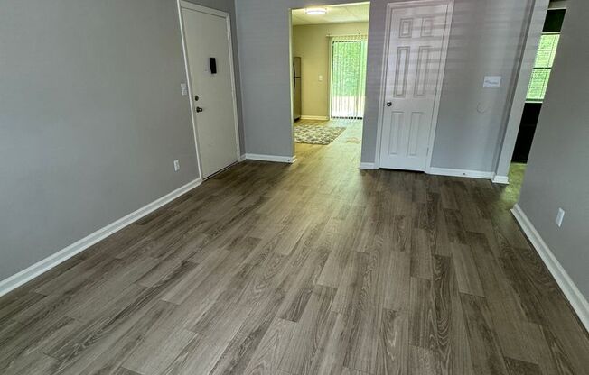 2 beds, 1.5 baths, 890 sqft, $1,240, Unit 2