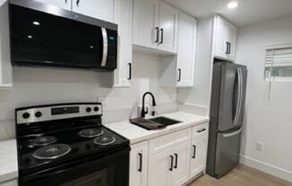 24332 Chestnut St Newhall, CA 91321