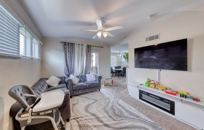 Gated community with pool and spa 2 bed 2 bath 2nd floor unit!