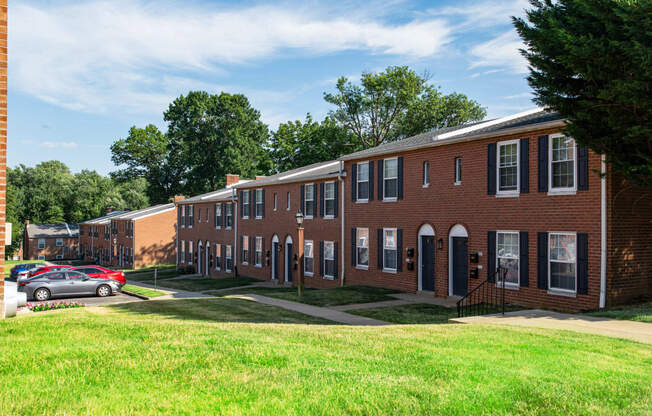 Rushwood Apartments exterior view