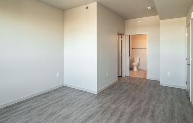 3 beds, 2 baths, 1,413 sqft, $3,600, Unit 625