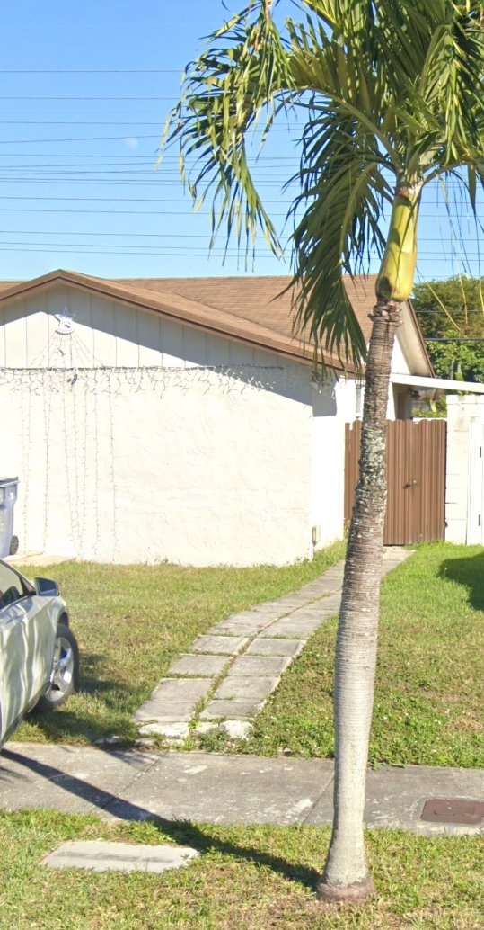 5571 SW 136 CT