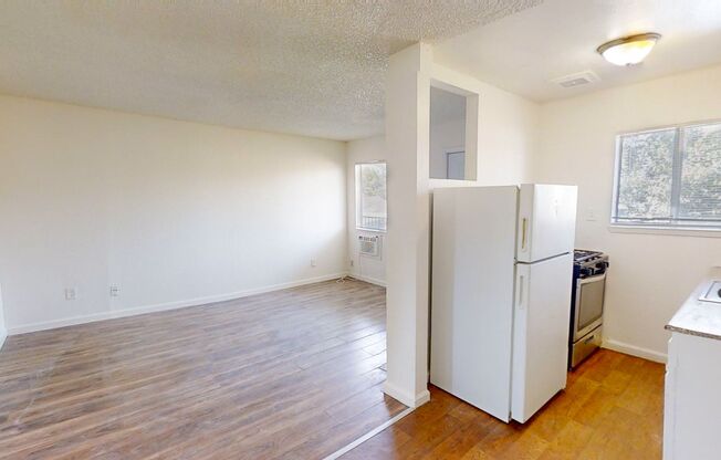 1 bed, 1 bath, 543 sqft, $1,250, Unit Apartment 10