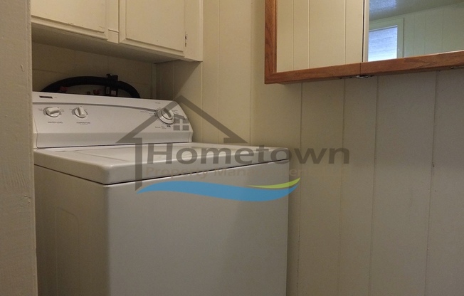 2 beds, 1 bath, $1,205, Unit Space 55