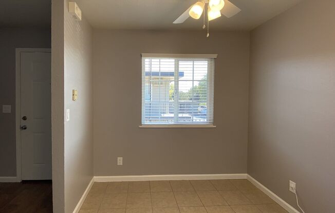 2 beds, 1 bath, 800 sqft, $1,850, Unit O-34