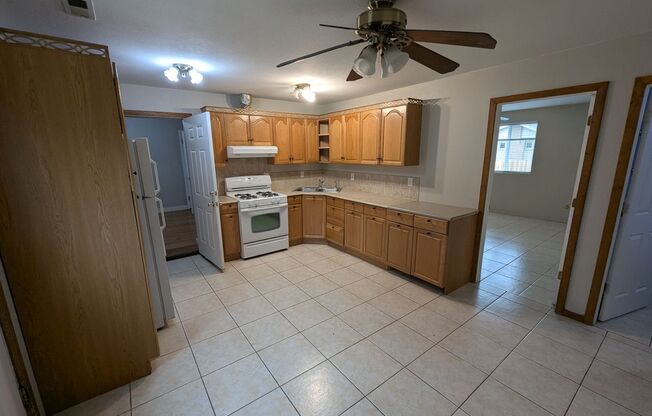 Spacious 6-Bedroom Home in Desirable Rocky Mountain Lake/Berkeley/Regis Area