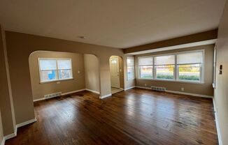 2 beds, 1 bath, $1,050