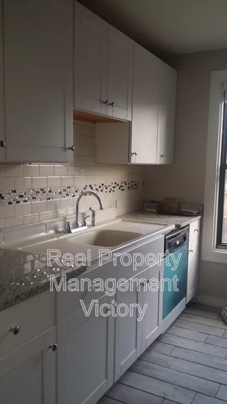 4245 4 AVE S