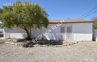 Renovated 1 Bed 1 Bath Casita Guest House in Midtown