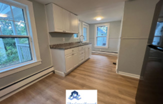 2 beds, 1 bath, $1,550, Unit 8