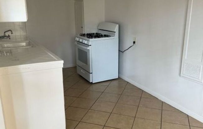 1 bed, 1 bath, $1,625, Unit 1515-14