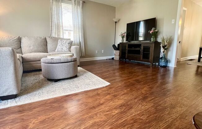 Gorgeous 3-Bedroom Home in Drexel Hill with Garage! Available mid-May!