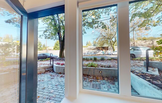 1 bed, 1 bath, 584 sqft, $1,950, Unit 102