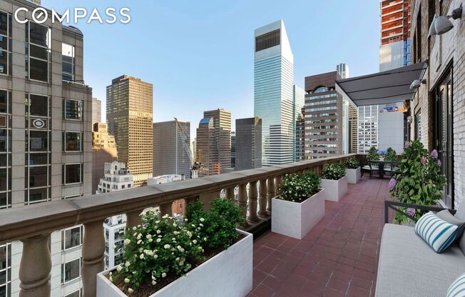 465 PARK AVE