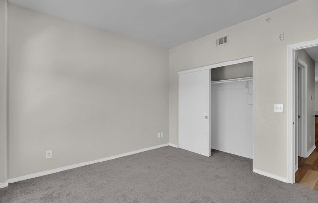 2 beds, 2 baths, 1,047 sqft, $2,995, Unit 512