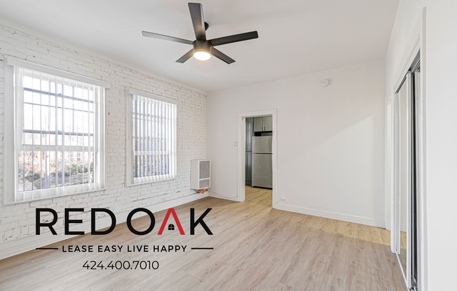 245 3/4 N KENMORE AVE