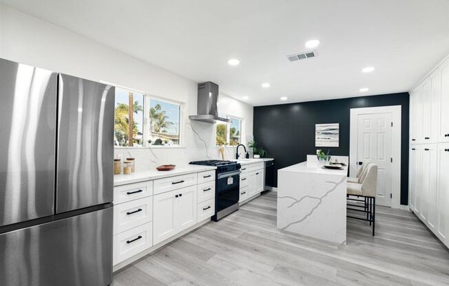 Charming Remodeled Home in Clairemont! Open Sat July 19th 10am-12pm