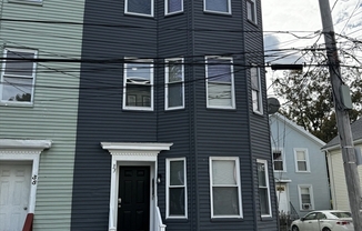 33 ADAMSON ST