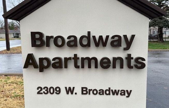 1 bed, 1 bath, 650 sqft, $920