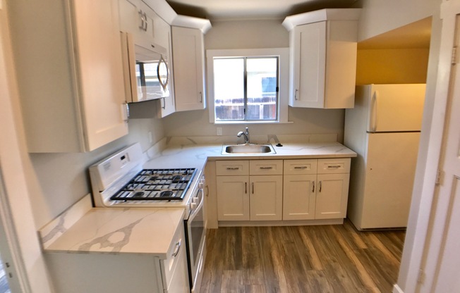 528 E. Washington Avenue