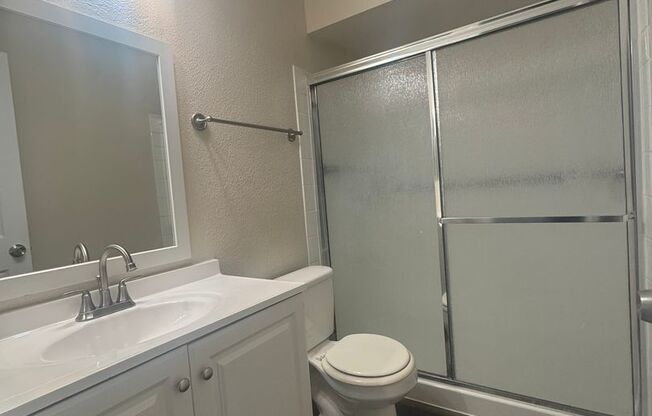 2 beds, 2 baths, $1,350