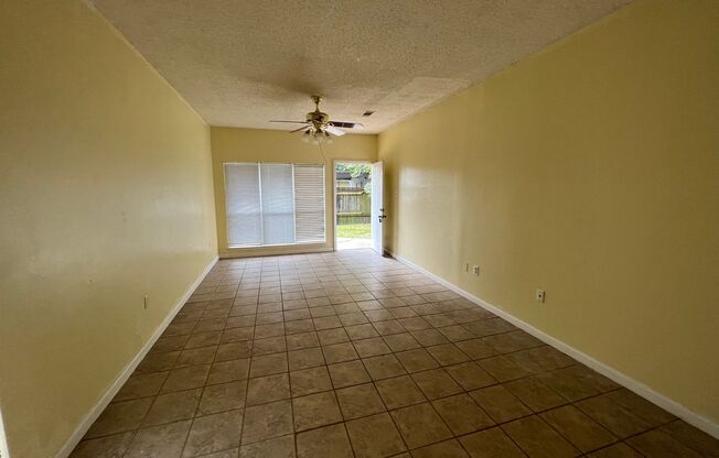 2 beds, 2 baths, $1,100