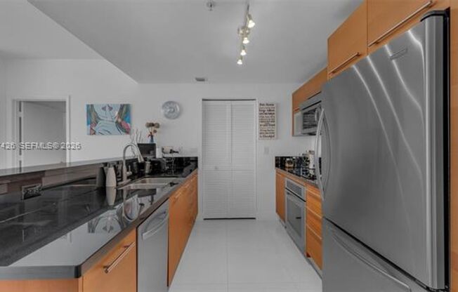 2 beds, 2 baths, $3,700, Unit # 1910